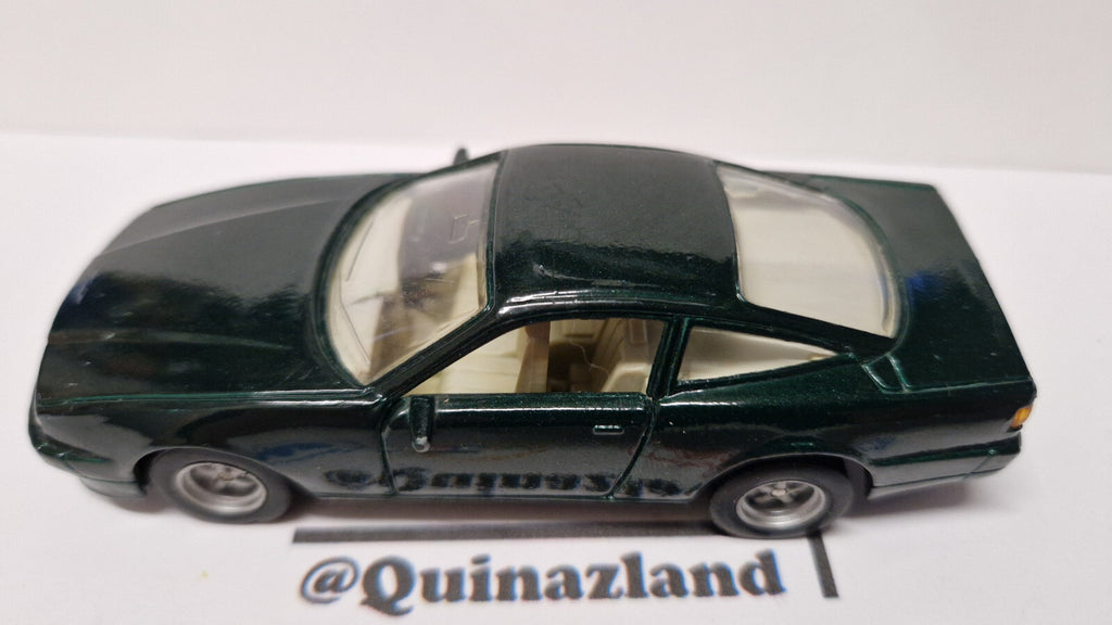 Mc Toy 1/40 Aston Martin  virage  (CP04)