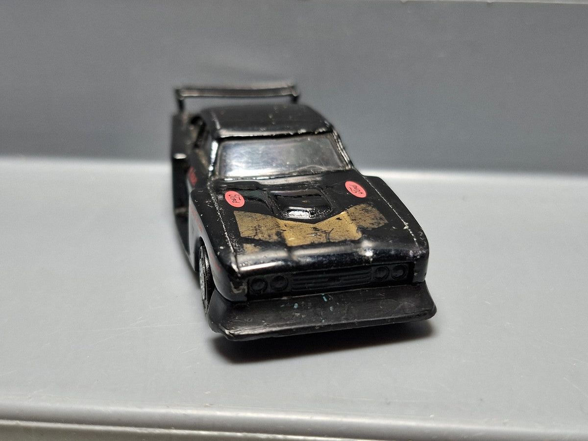 Corgi Ford Capri 3.0S K. Keyer  (DV013)