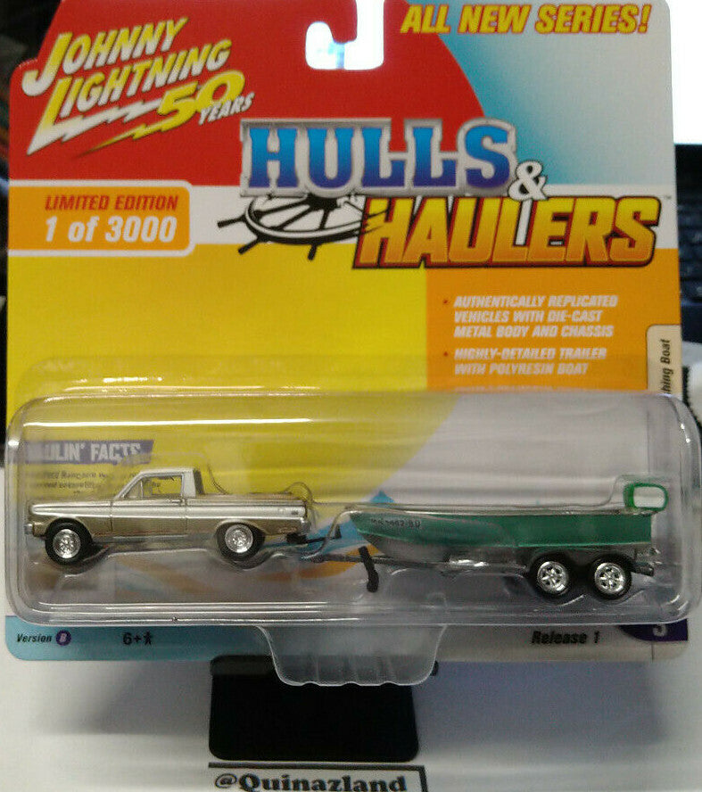 Johnny Lightning Pack Hulls & Haulers 1965 Ford Ranchero  & Fishing Boat (CT03)