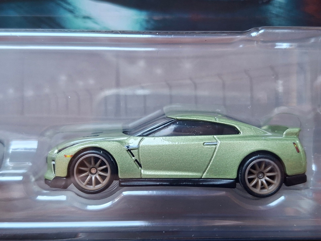 Hot Wheels  premium 2 pack Nissan GT-R Nismo GT3 / Nissan GT-R (R35) (CT12)