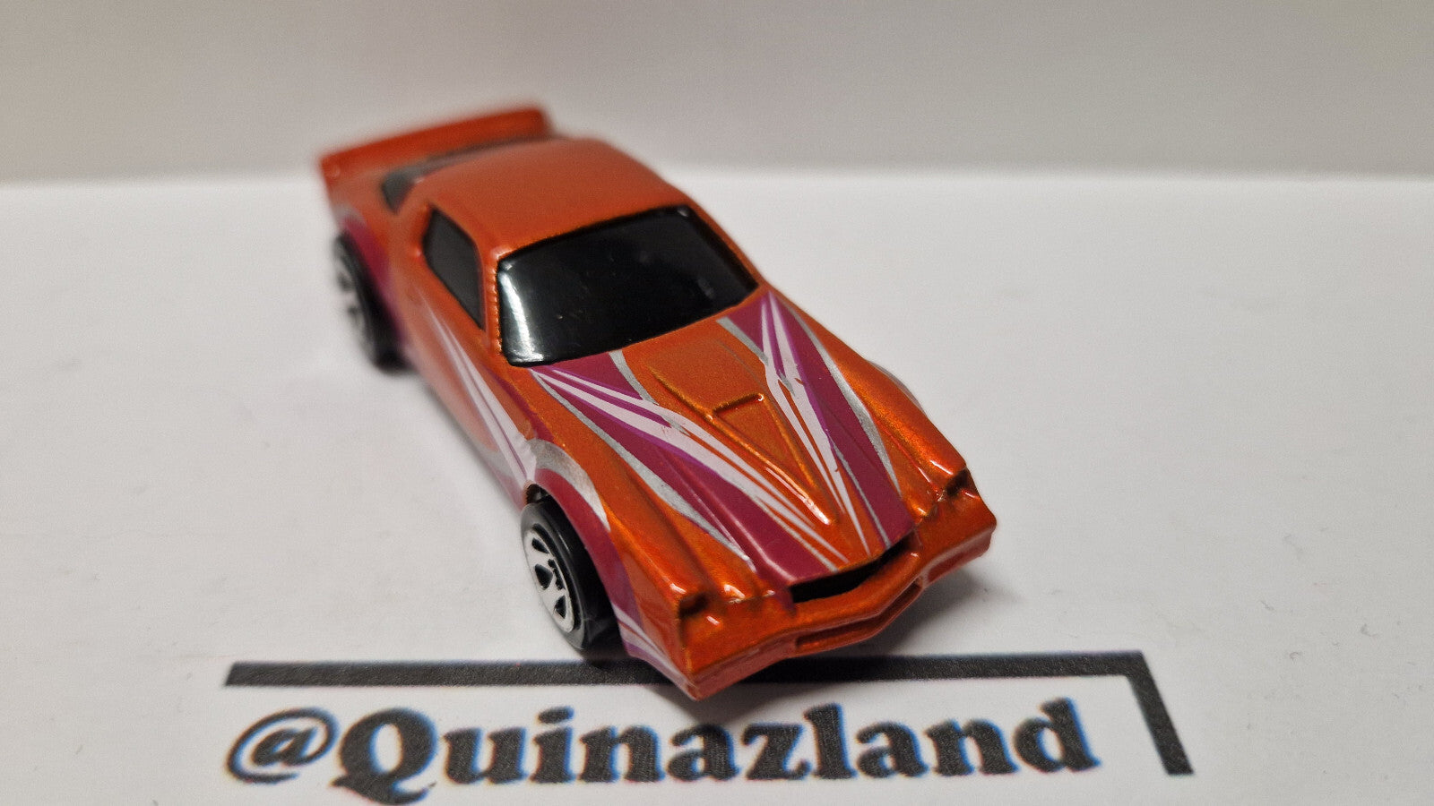 Hot wheels 2003 decades exclusive target  Camaro z28  (A11)