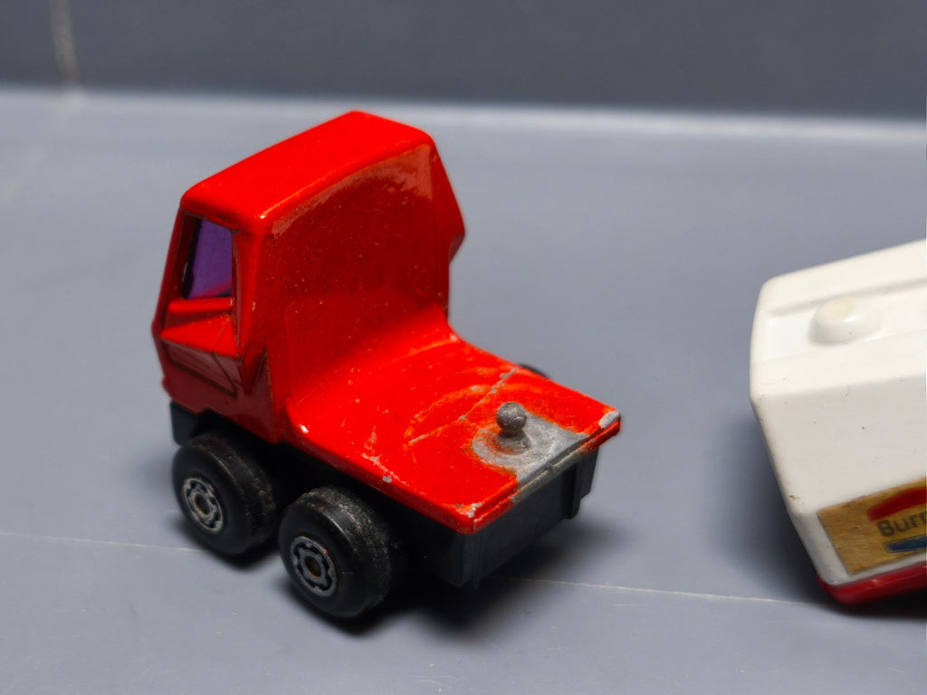 Matchbox Lesney Freeway gas tanker burmah Made in England (A03)