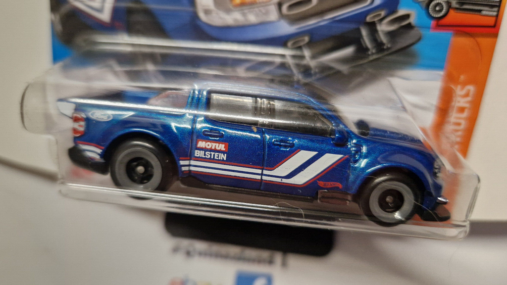 Hot Wheels 22 Ford Maverick custom  2024- 196   (CP20)