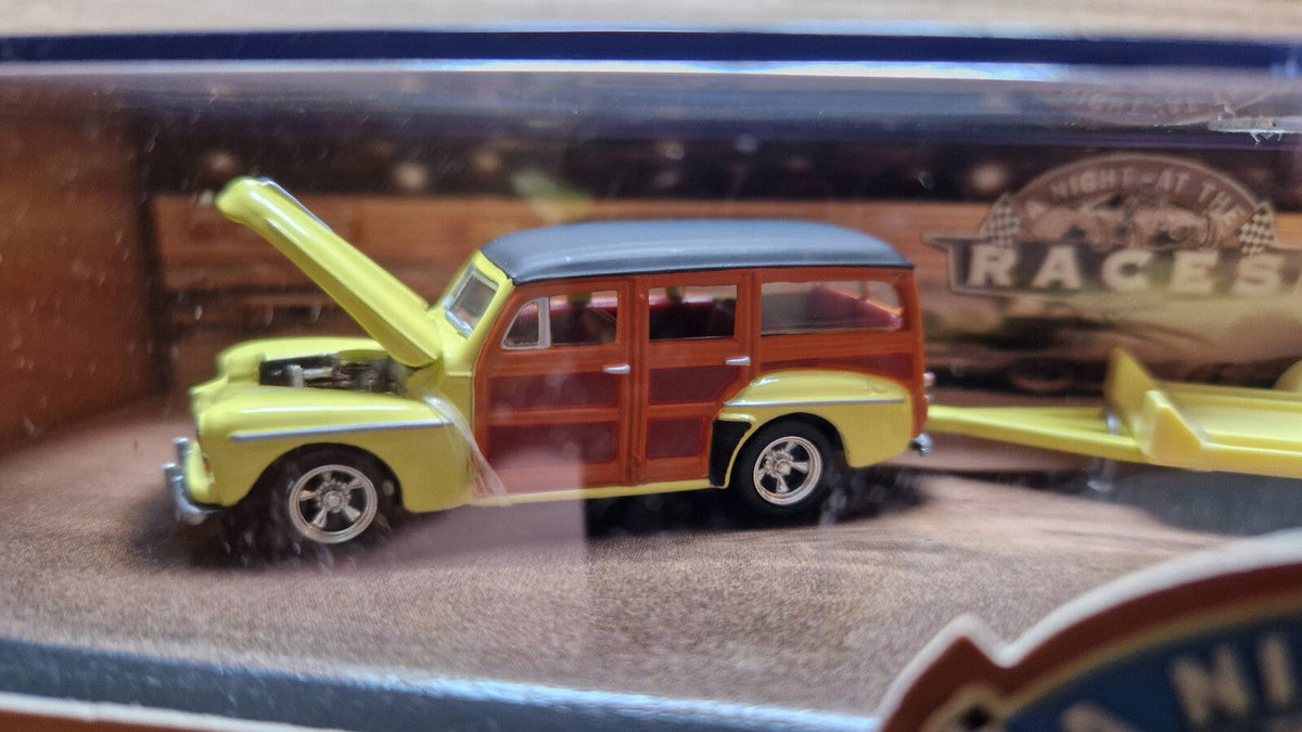Hot wheels 2000 night at the race 48 Ford woodie, sprint car et trailer (CT08)