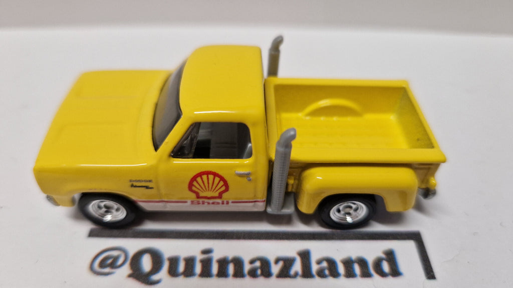 Hot wheels 2020 pop culture fuel 78 dodge little red express Shell  (A11)