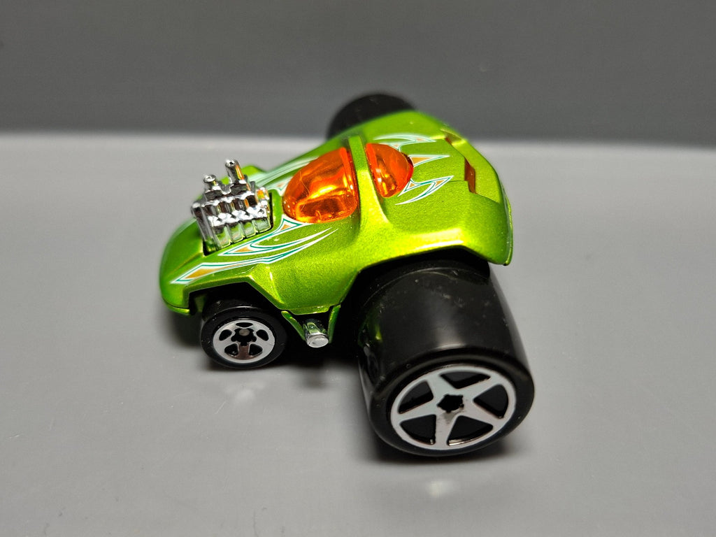 Hot Wheels Silhouette version lumière en haut 2004-062   (CP04)
