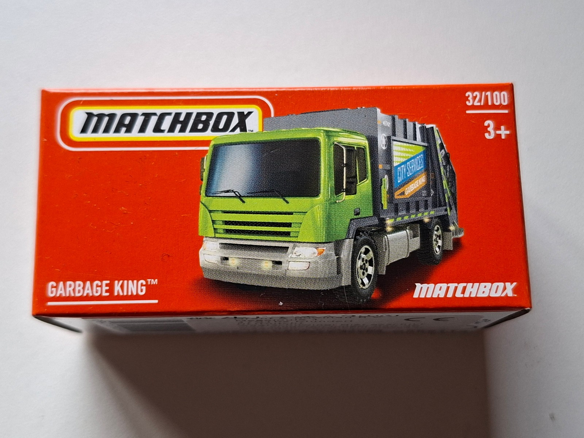 Matchbox Garbage King 32/100 (NP22)