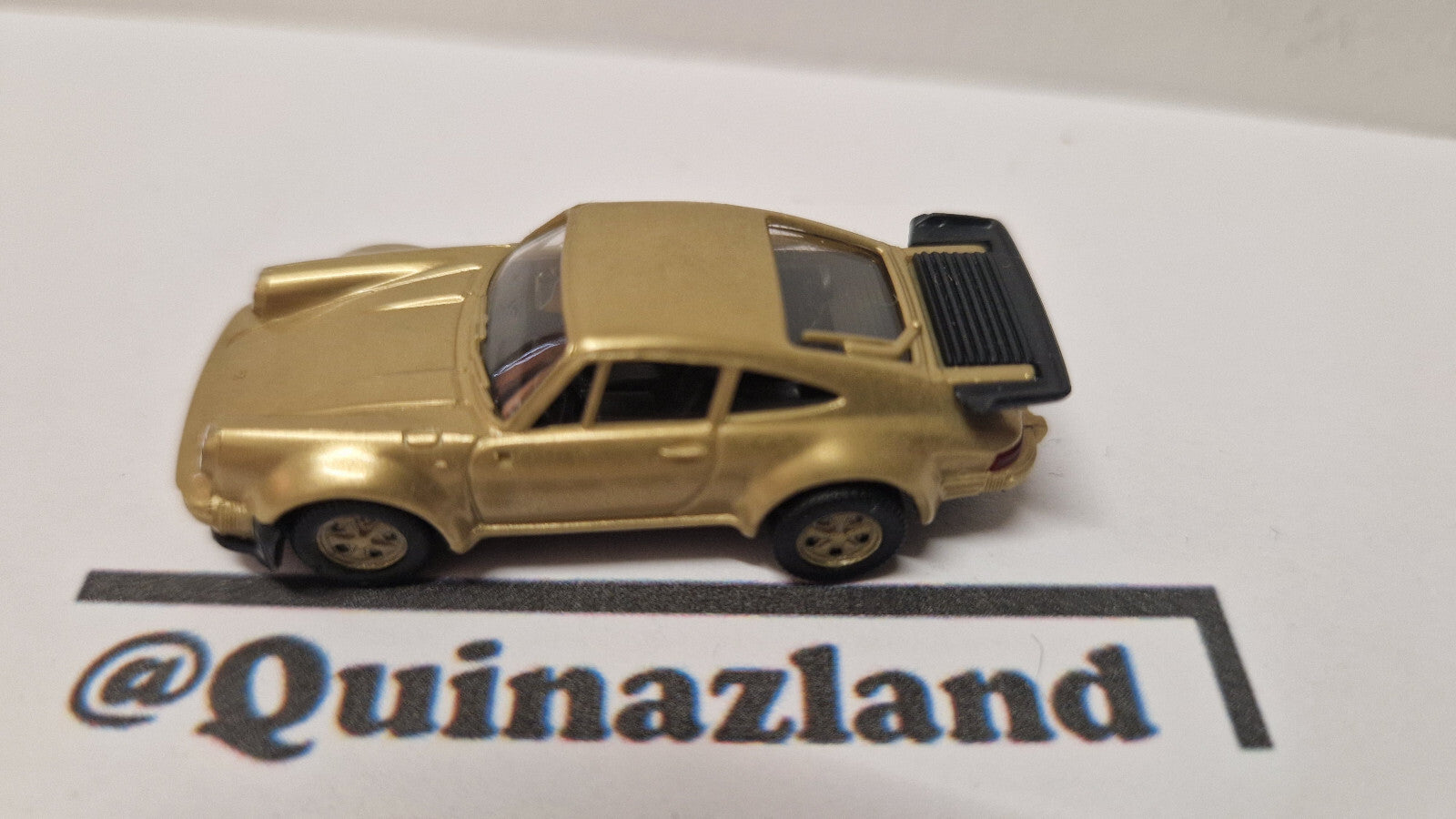 Herpa 1/87 Porsche 911 trubo dorée  ⚠️ manque les rétroviseurs   (A03)