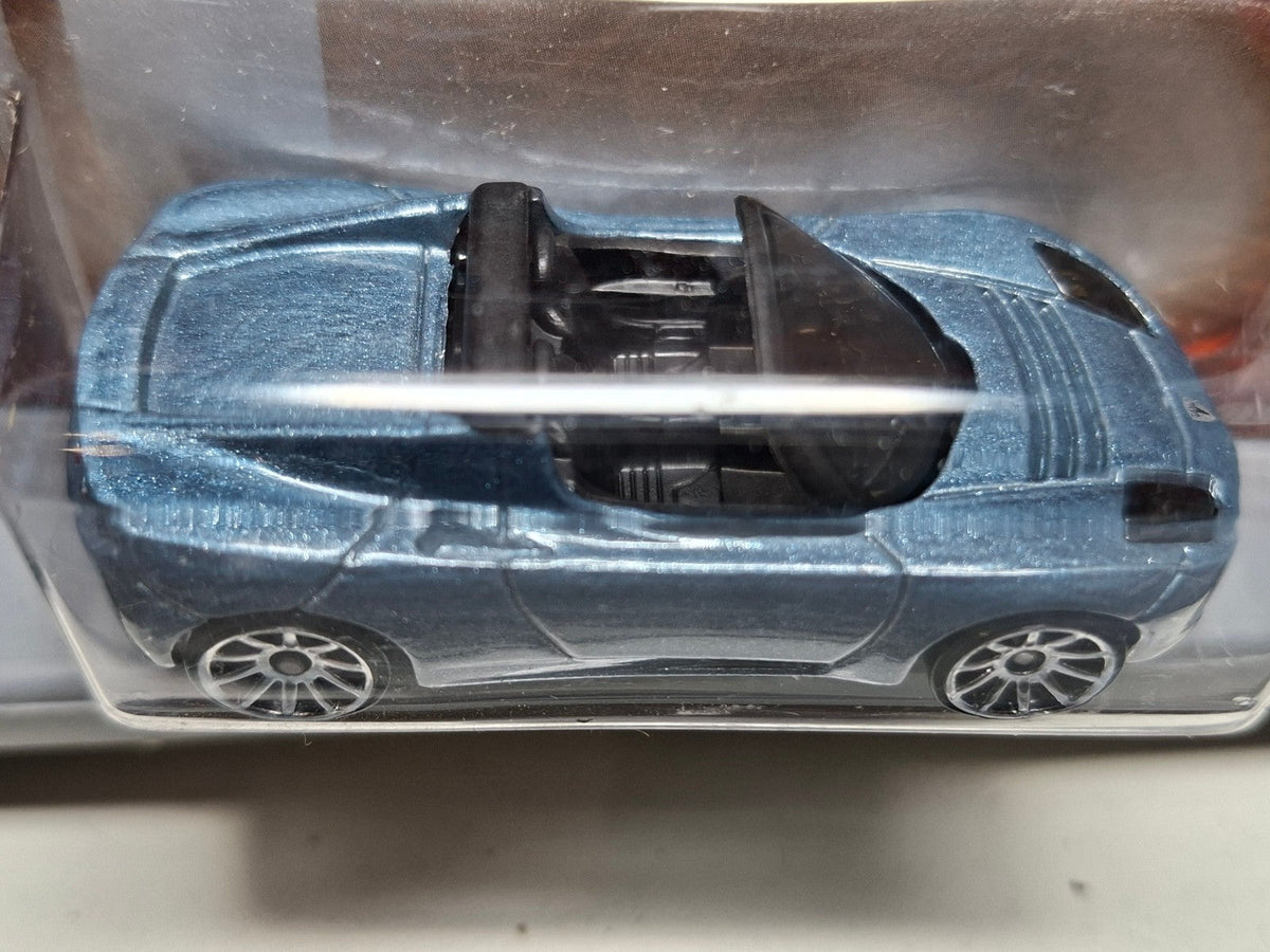 Hot Wheels Valentine's Tesla Roadster (CP04)