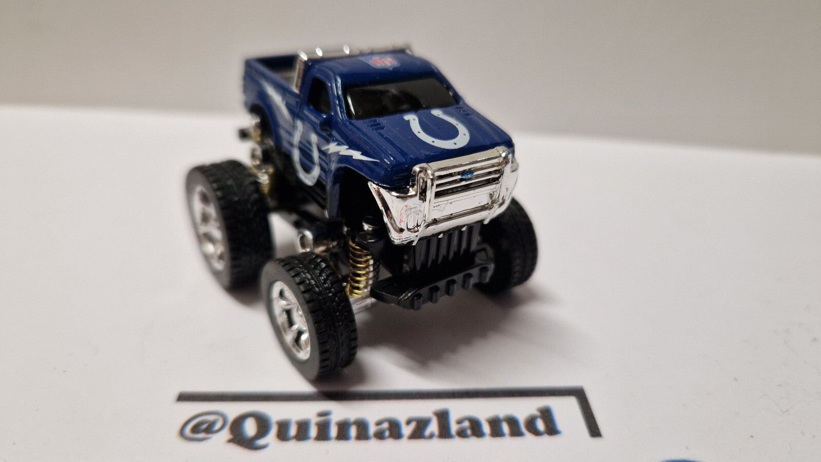 Fleer Collectible Mini Monster truck Ford NFL   (CP01)