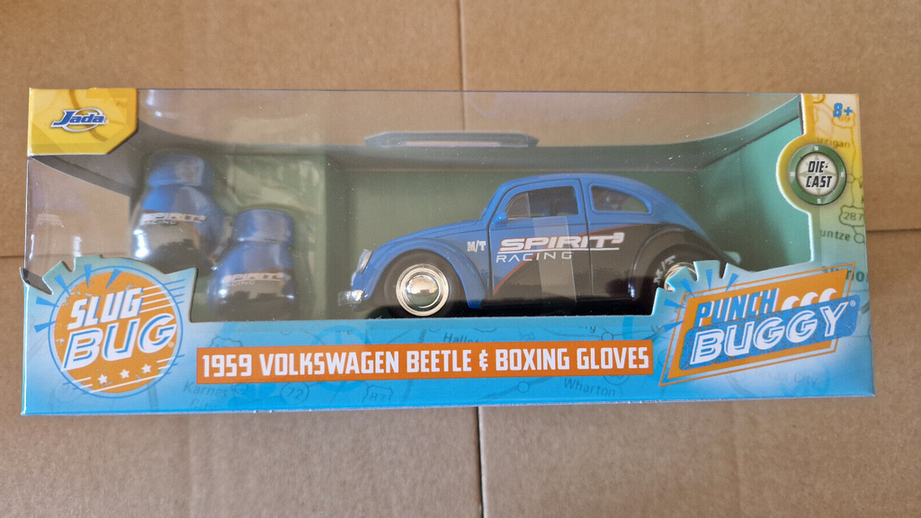 Jada Toys 1/32 Punch Buggy '59 Volkswagen  Beetle W/Gloves Blue  (ET)