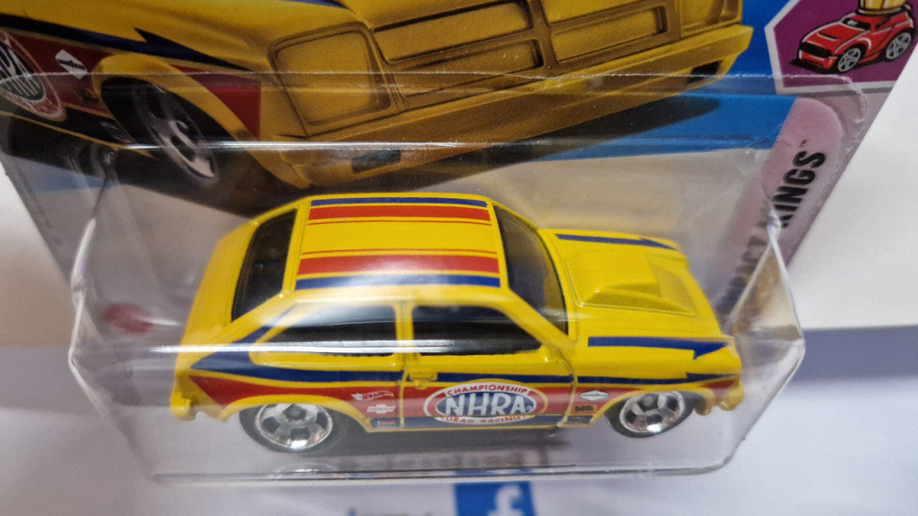 Hot Wheels '76 Chevy chevette   2025-102 (NP23)