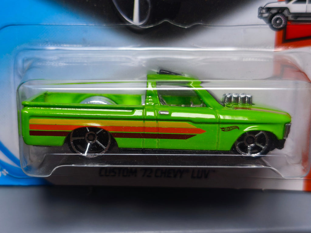Hot Wheels Custom '72 Chevy LUV 2019-030 (NP18)