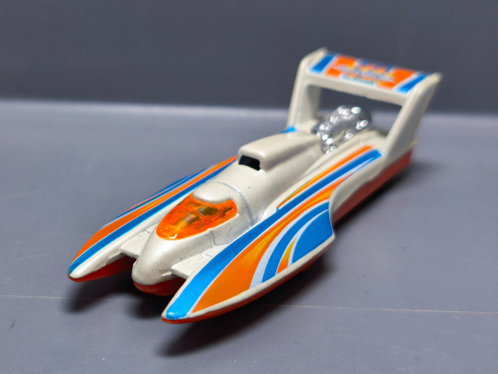 Hot wheels Hydroplane 2005-074 final run (A23)