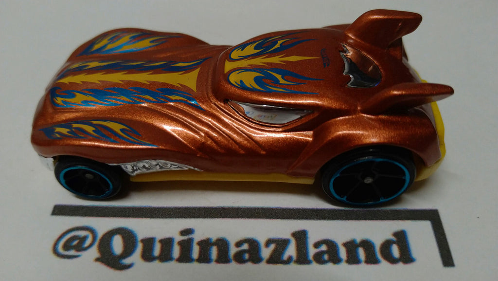 Hot Wheels  Howlin heat 2014-067  (A07)