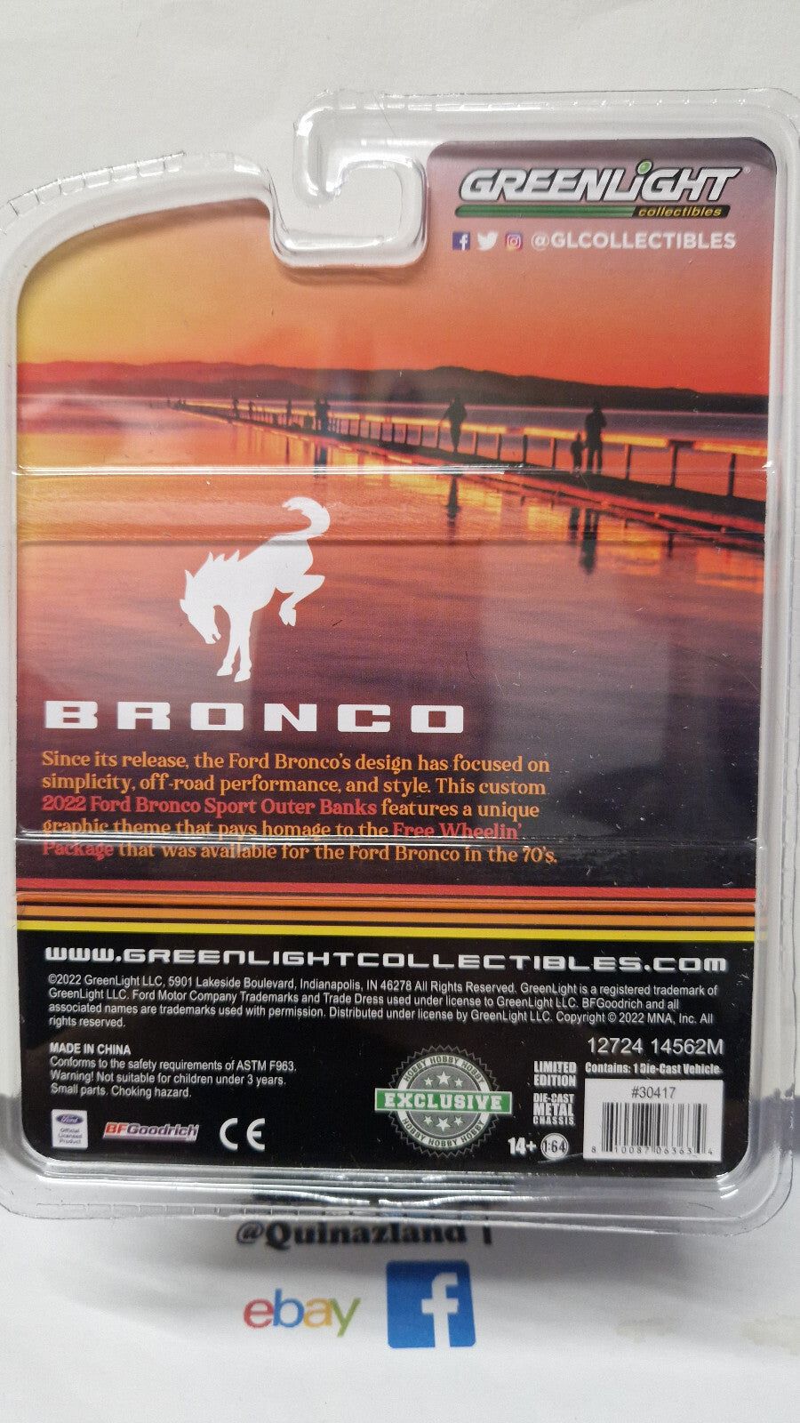 Greenlight Free Wheelin' Bronco Sport with Rooftop Kayak 2022 Ford Bronco (NG36)