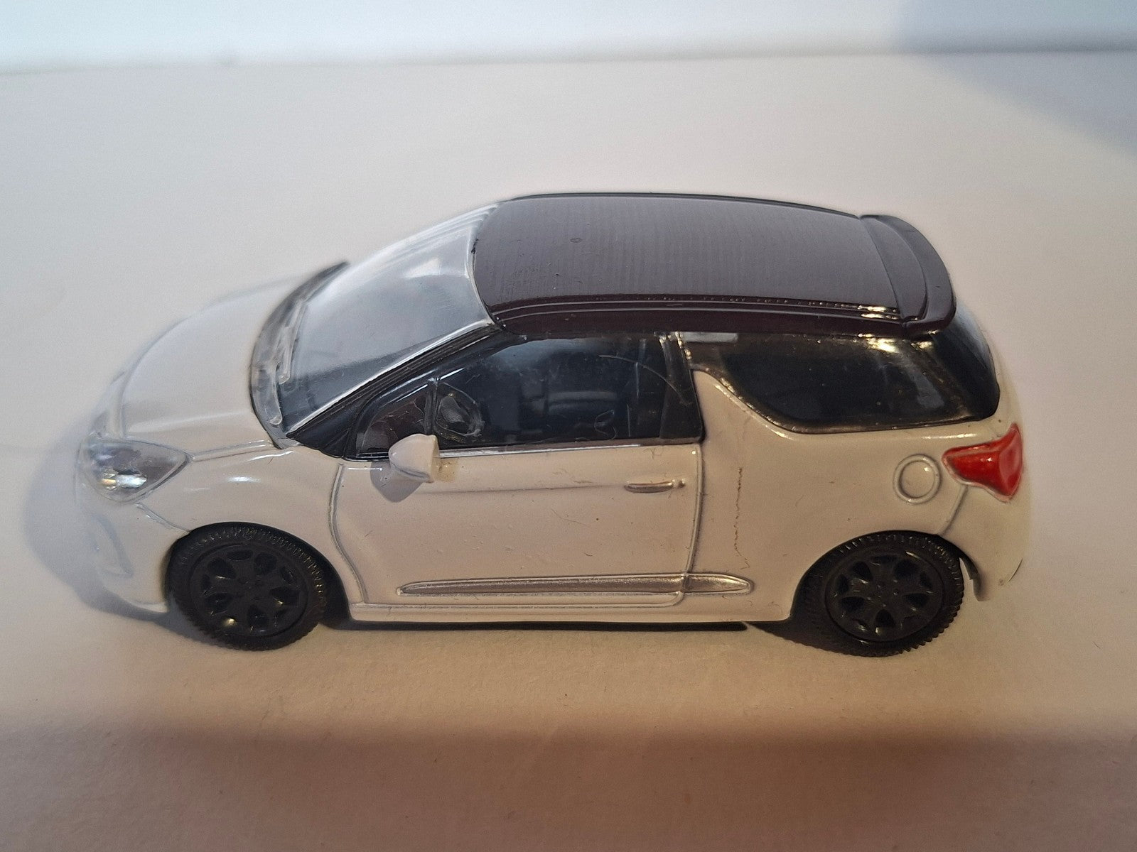 Norev  Citroën DS3  (A01)