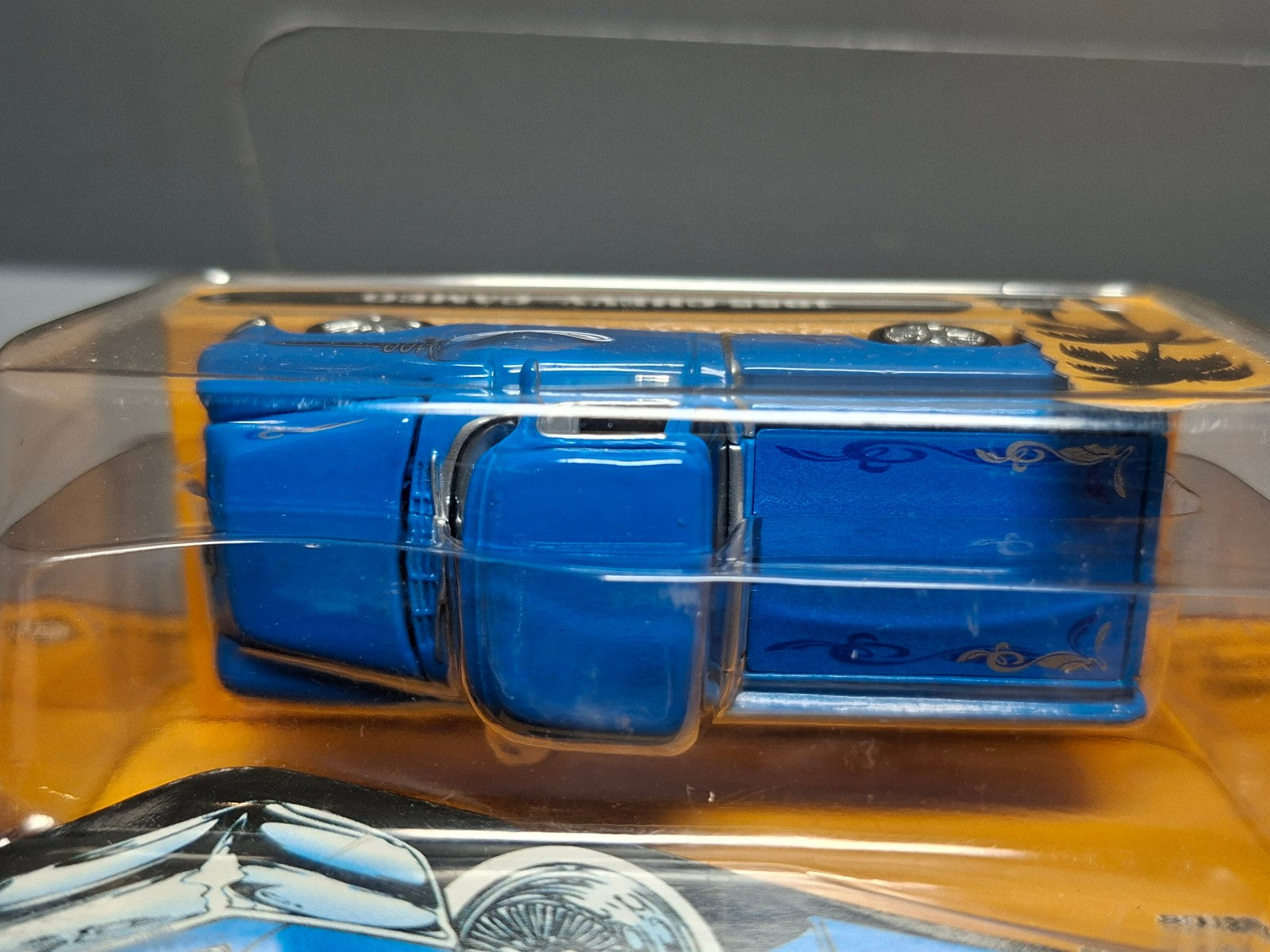 Johnny Lightning 2003 scrapin' 1955 chevy cameo  (NG35)
