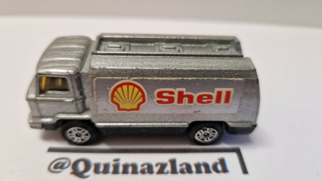Corgi juniors  Petrol tanker shell (A02)