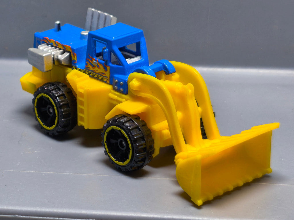 Hot Wheels 2013 mainline 044 Wheel loader (A39)