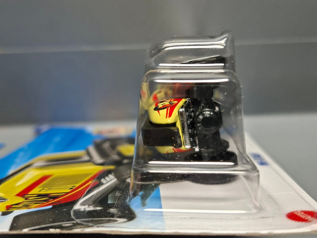 Hot Wheels Mo-stash   2025-241  (NP04)