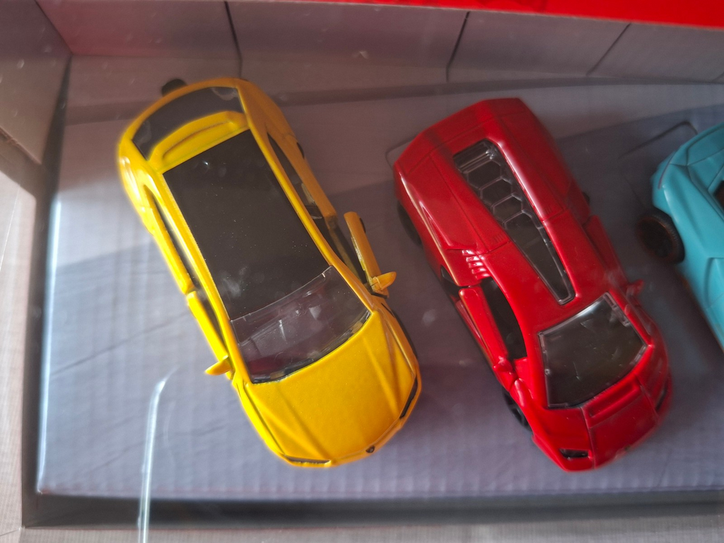 Majorette Ride  Cool Lamborghini Countach Centenario Urus Sian fkp (ET)