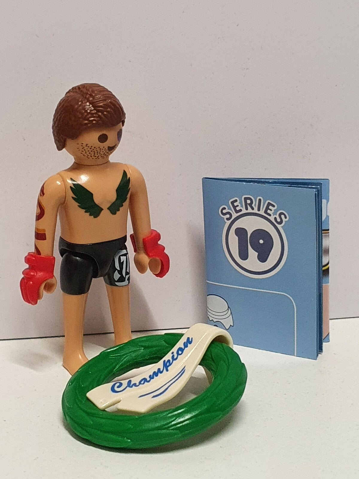 Playmobil 70565 Fi?ures série 19 figurine Champion sport de combat