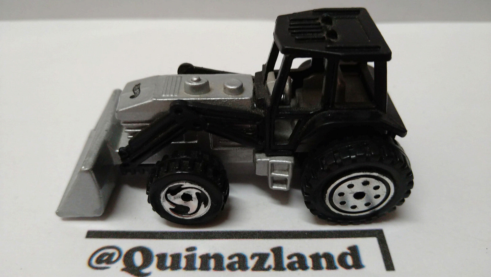Hot Wheels Tractor 1998-795  (A36)