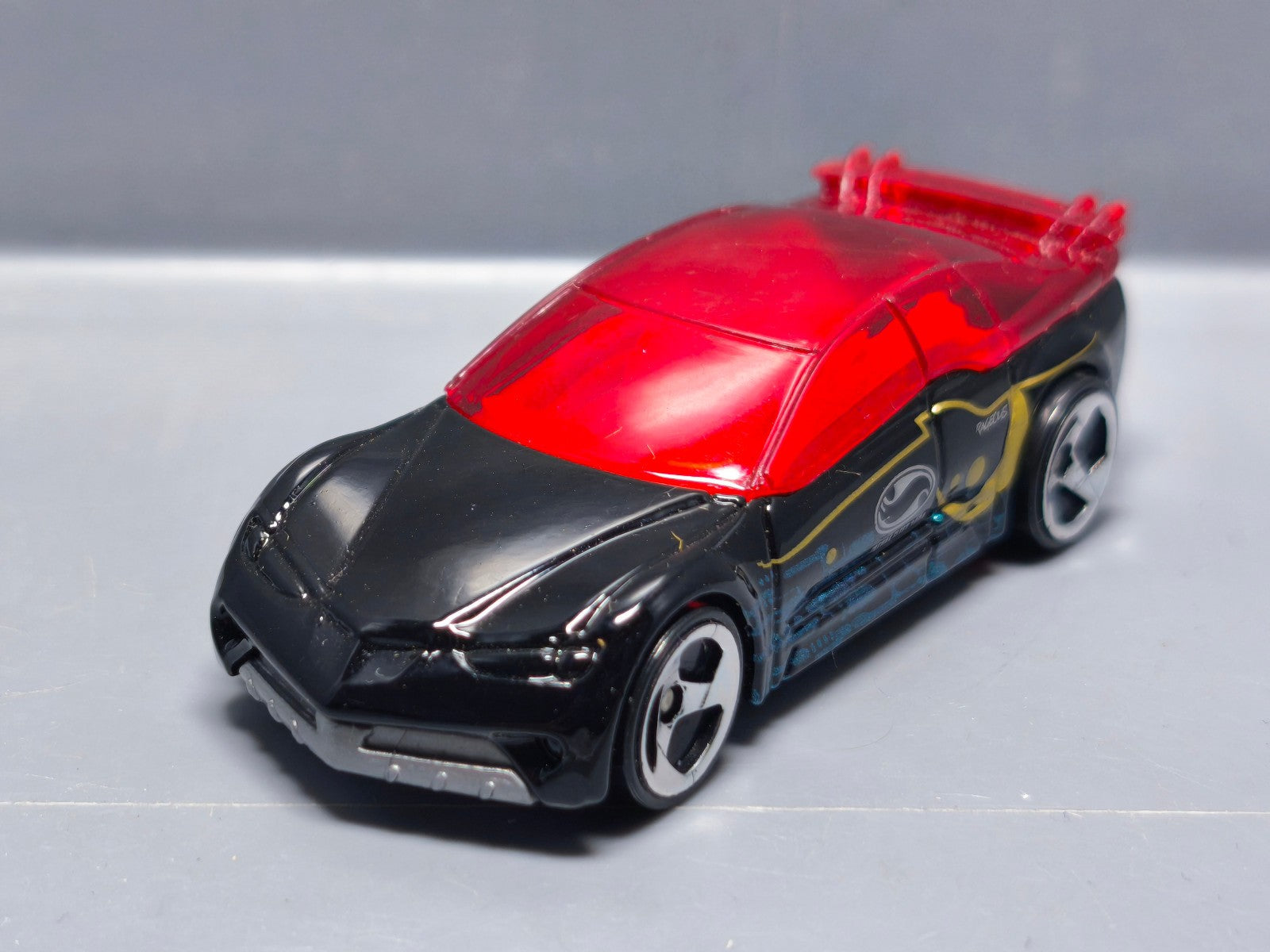 Hot Wheels Pontiac rageous version china 2000-002  (A13)