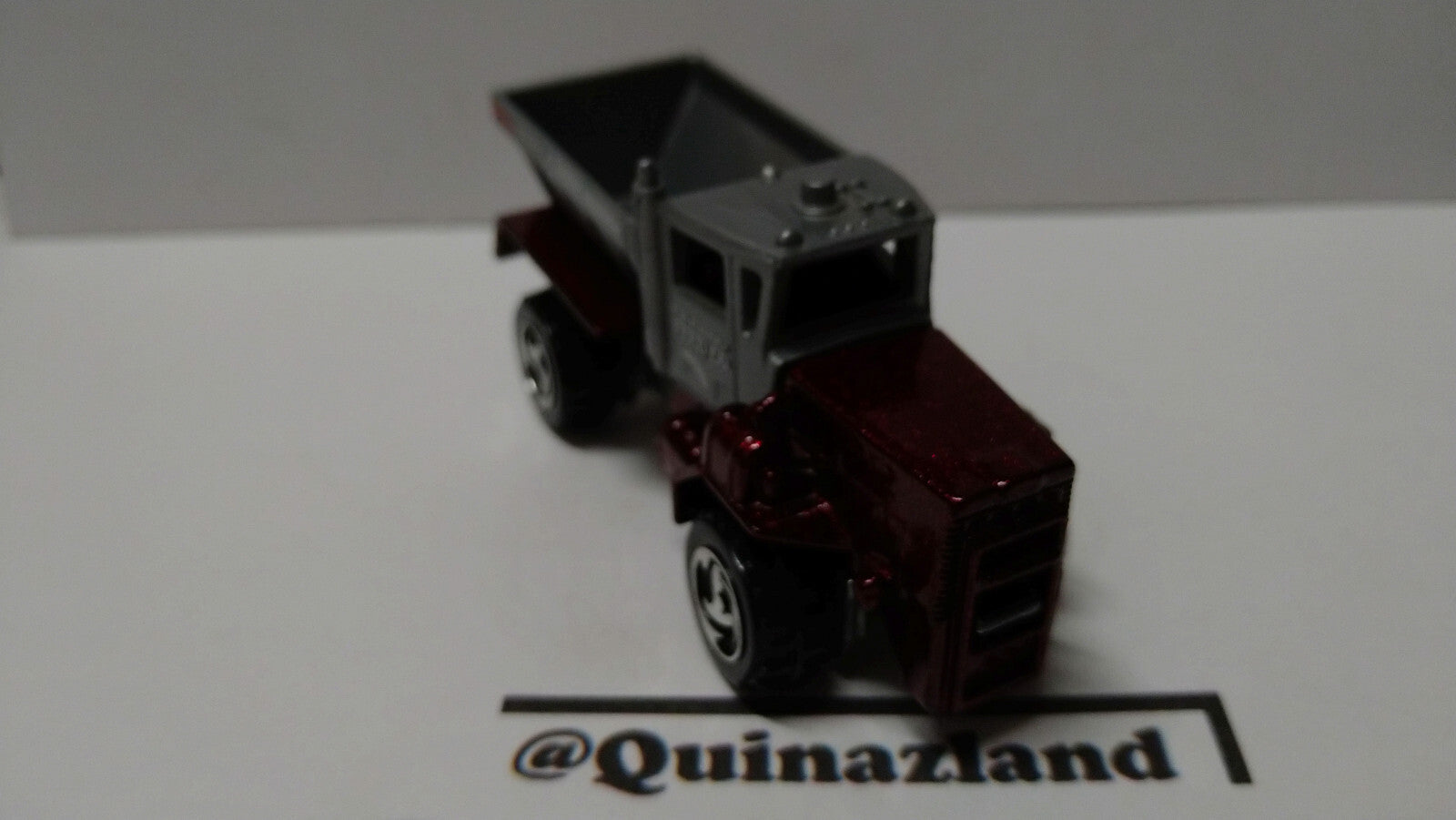 Hot Wheels Oshkosh snowplow 1996-201 (A37)