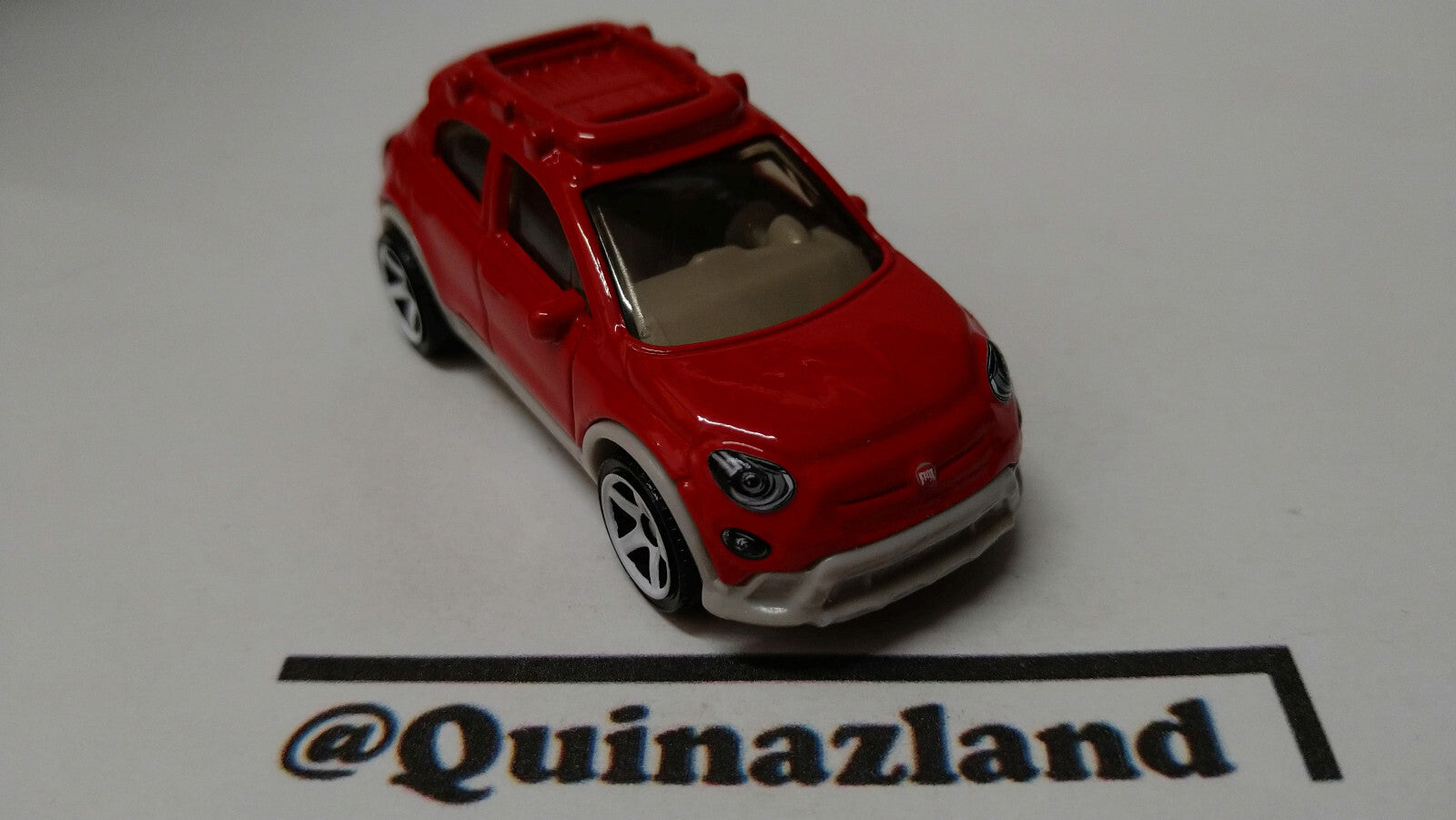 Matchbox  2021 multipack 2016 fiat 500X  (A12)