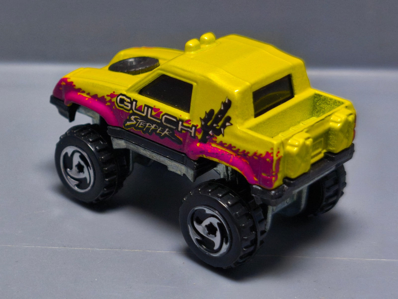 Hot Wheels Gulch Stepper version malaysia 1998 multipack (A14)