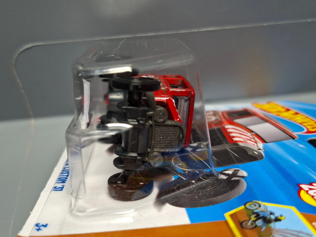 Hot Wheels Ford model A custom '31   2025-140  (NP02)