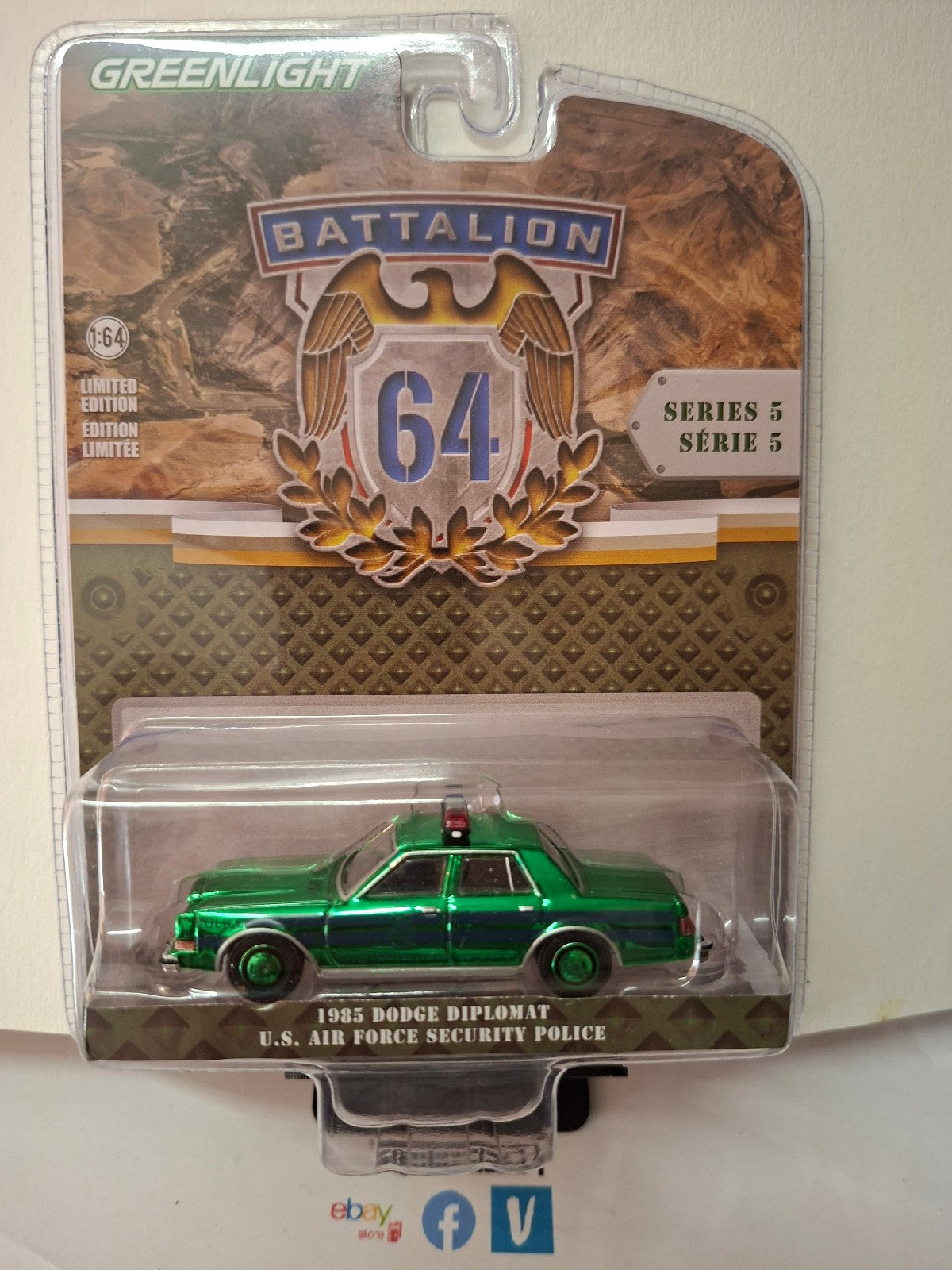 Greenlight  Battalion 64 series 5 Chase  1985 dodge diplomat U.S.  (NG32)