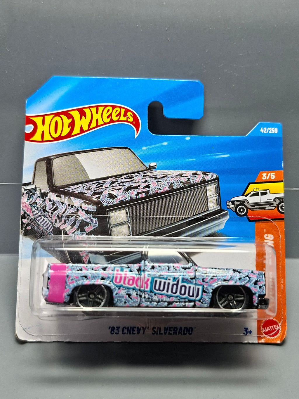 Hot Wheels '83 Chevy Silverado  2026-042  (NP03)