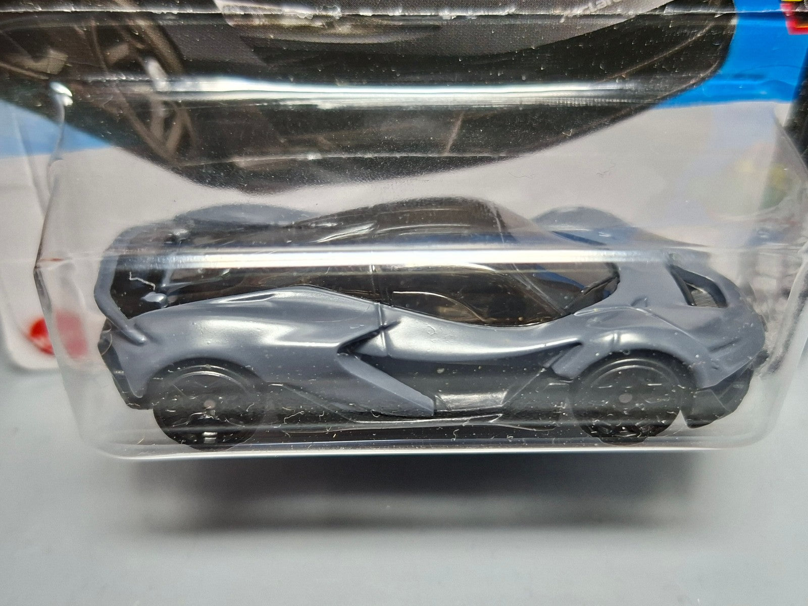 Hot Wheels McLaren W1 2025-142  (NP12)