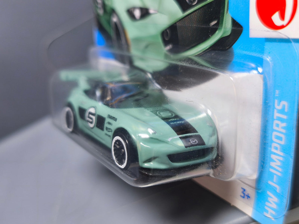 Hot Wheels 15 mazda mx-5 miata  2024-069  (NP26)