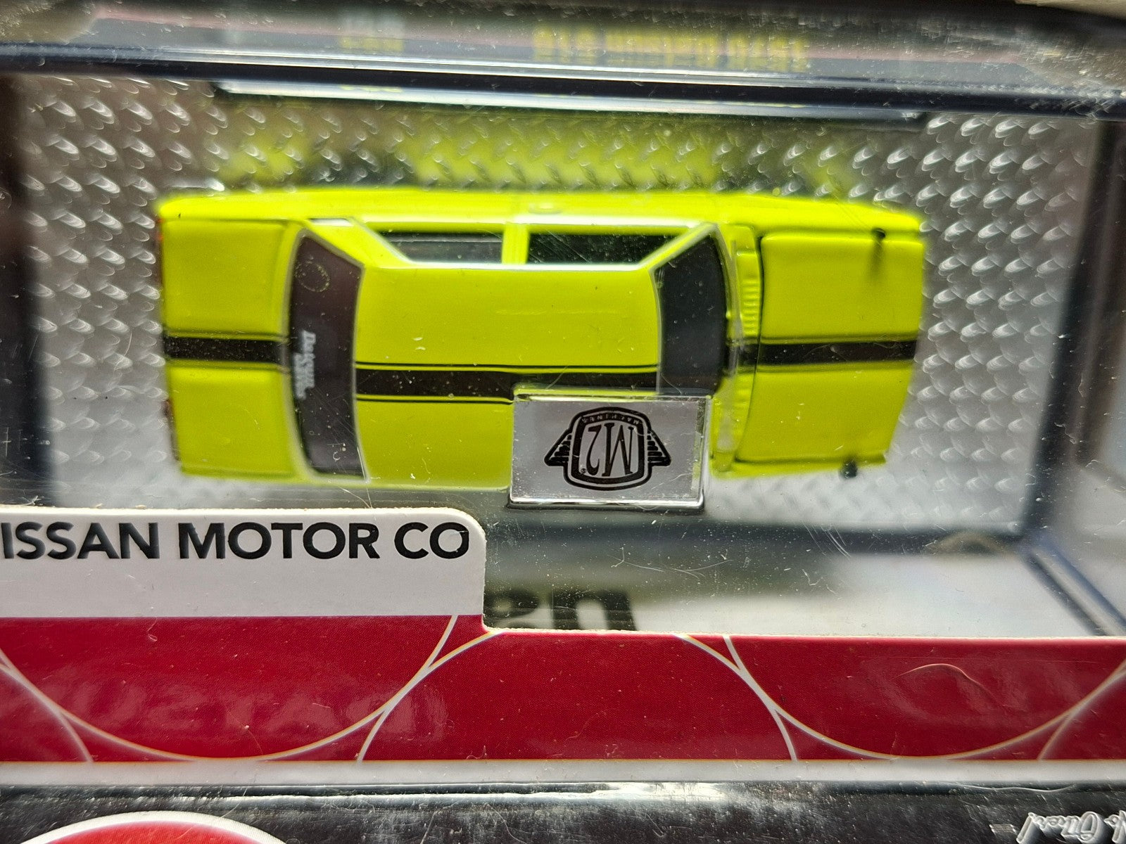 M2 Machines Auto-Trucks Release 64 1970 Datsun 510, green-yellow  (NP13)