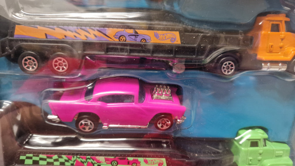 Hot Wheels 1999 long haulers exclusive kmart  58 corvette et 57 chevy + 2   (ET)