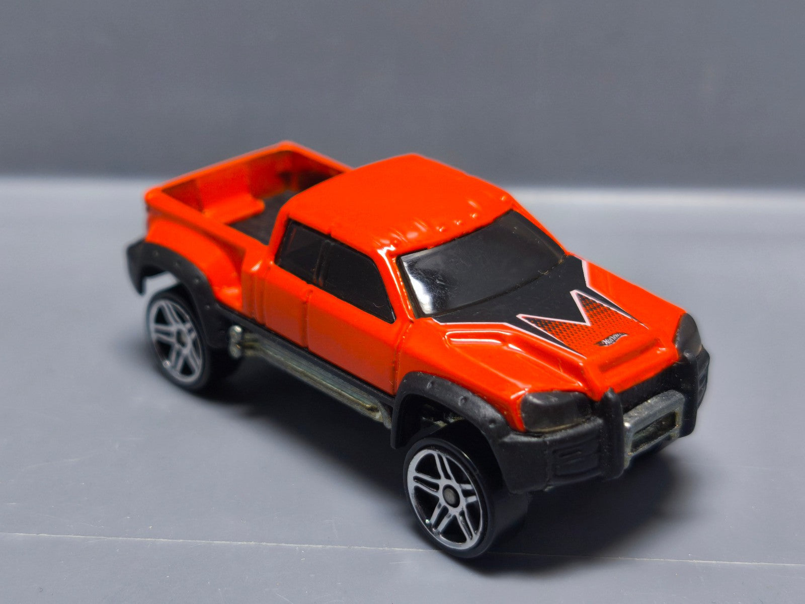 Hot Wheels Mega Duty 2002-150 version PR5  (A13)