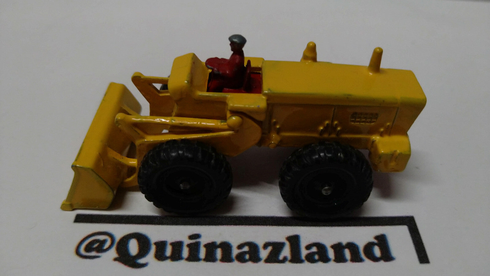 Matchbox lesney  Aveling barford tracer shovel  (A22)