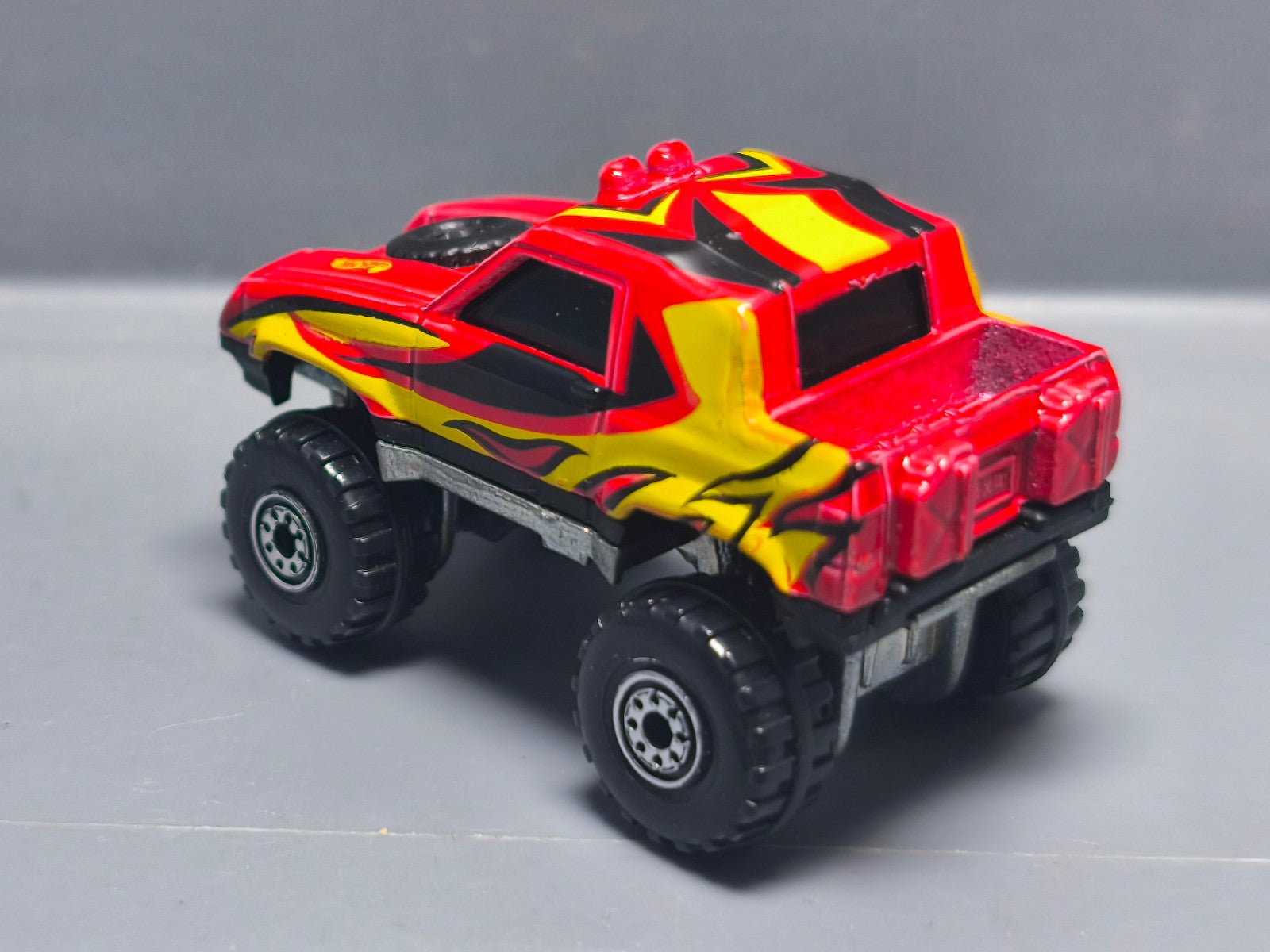 Hot Wheels Gulch stepper 1996-251 (A11)