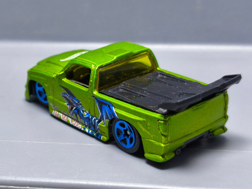 Hot Wheels Super tuned 2002-086   (A39)