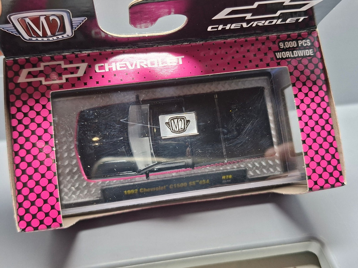 M2 Machines Detroit-Muscle Release 78 1992 Chevrolet C1500 SS454 (CP06)