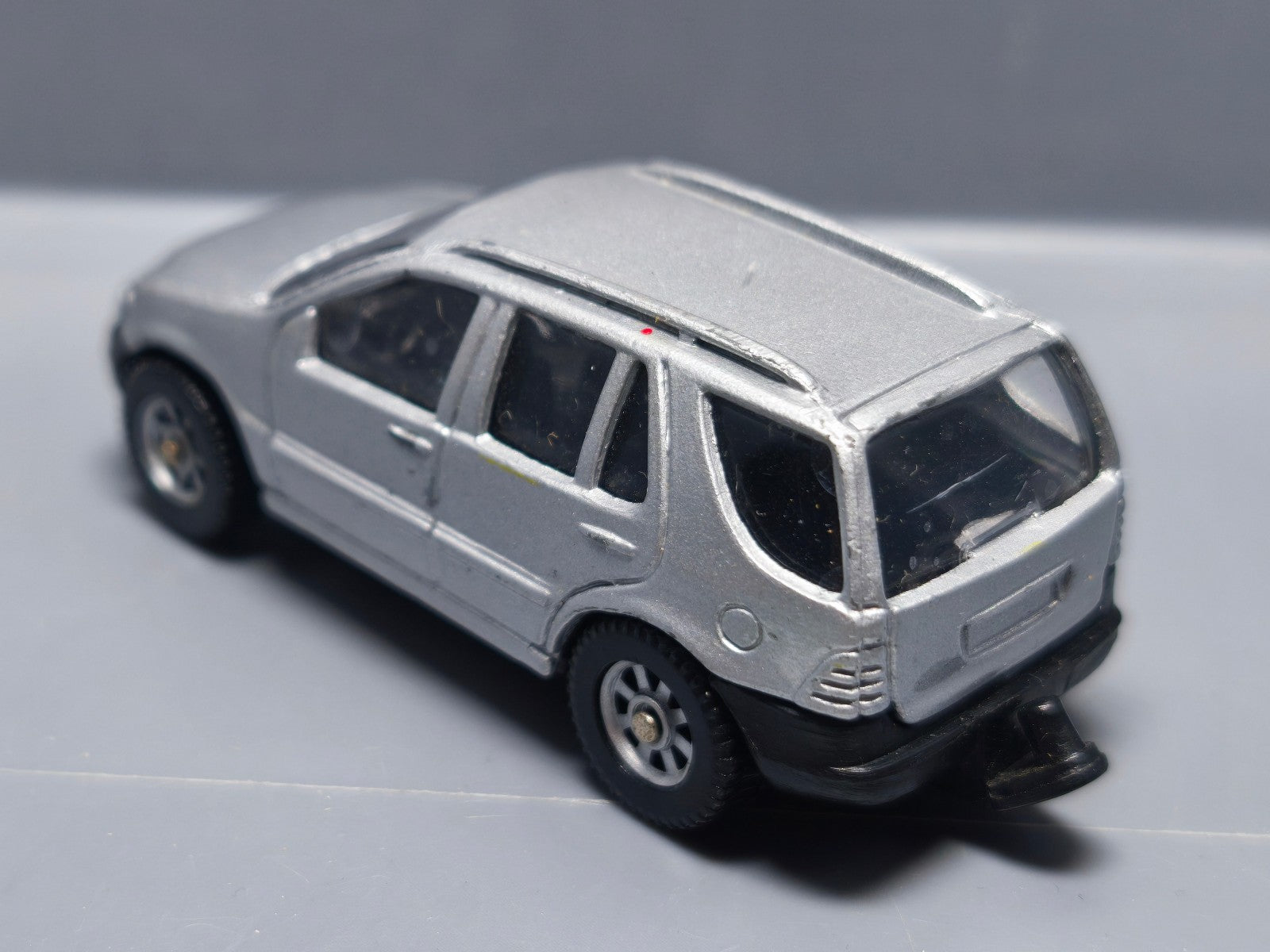 Maisto Mercedes Benz ML-320  (A13)