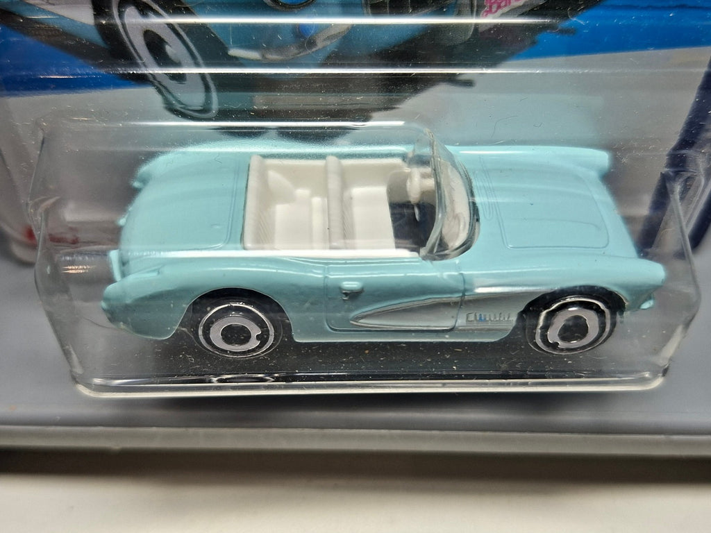 Hot Wheels Barbie 1956 corvette    2023-183  (CP19)