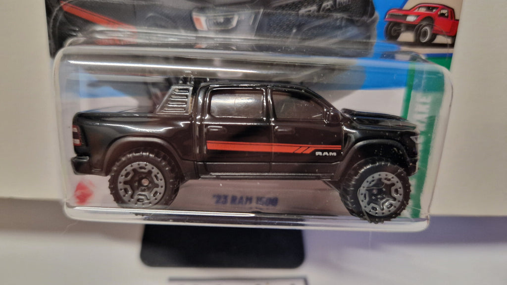 Hot Wheels '23 dodge RAM    2025-096 (NP45)