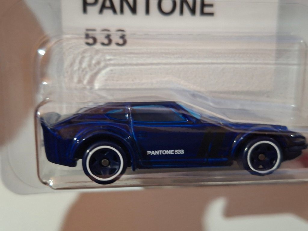 Hot Wheels 2026 Pantone Mix A Nissan Fairlady Z   (NP29)
