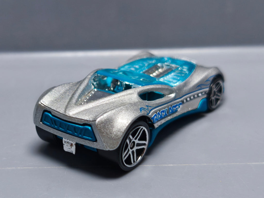 Hot Wheels Cul8r 2006-120  (A32)