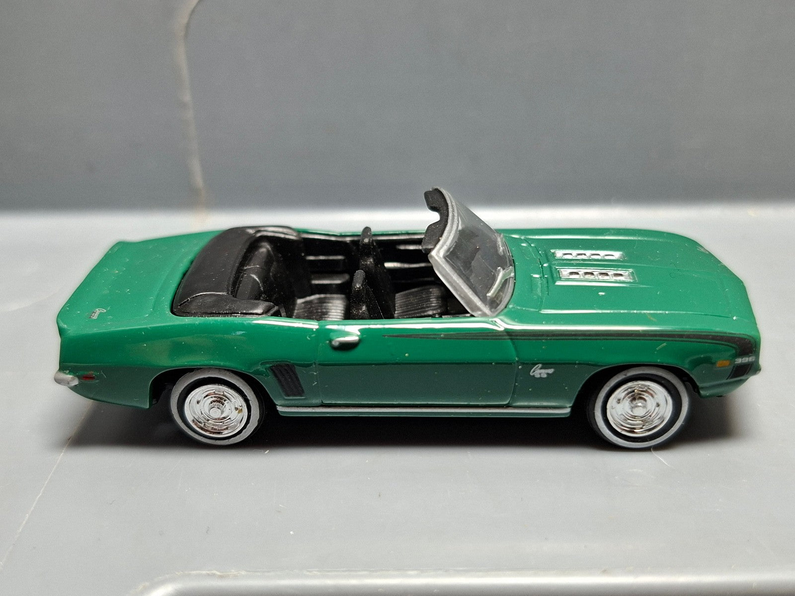 High speed 1/64 Promo reader's digest  1969 camaro SS    (NP16)